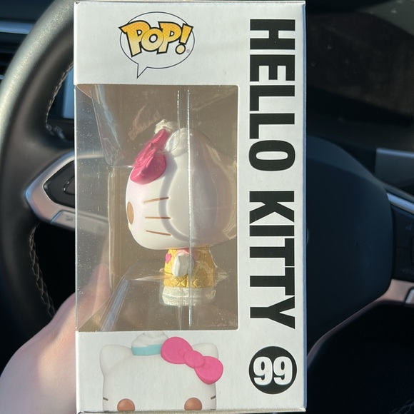 Hello Kitty Pop - Picture 2 of 4